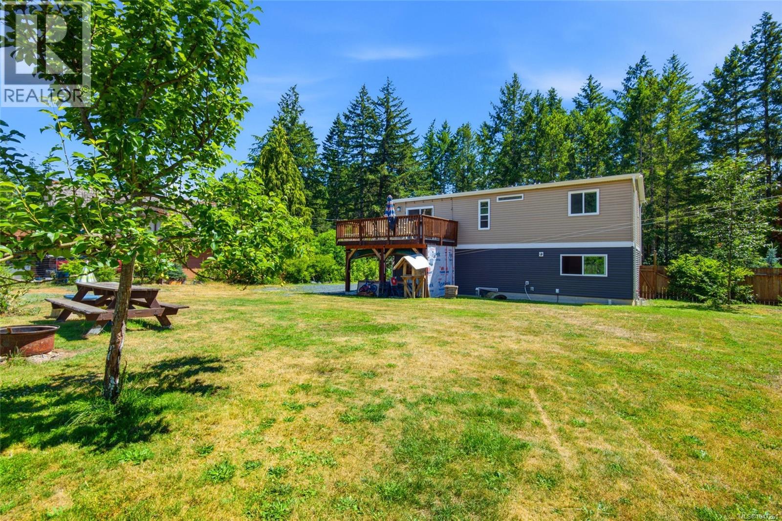 6379 Smith Rd, Port Alberni
