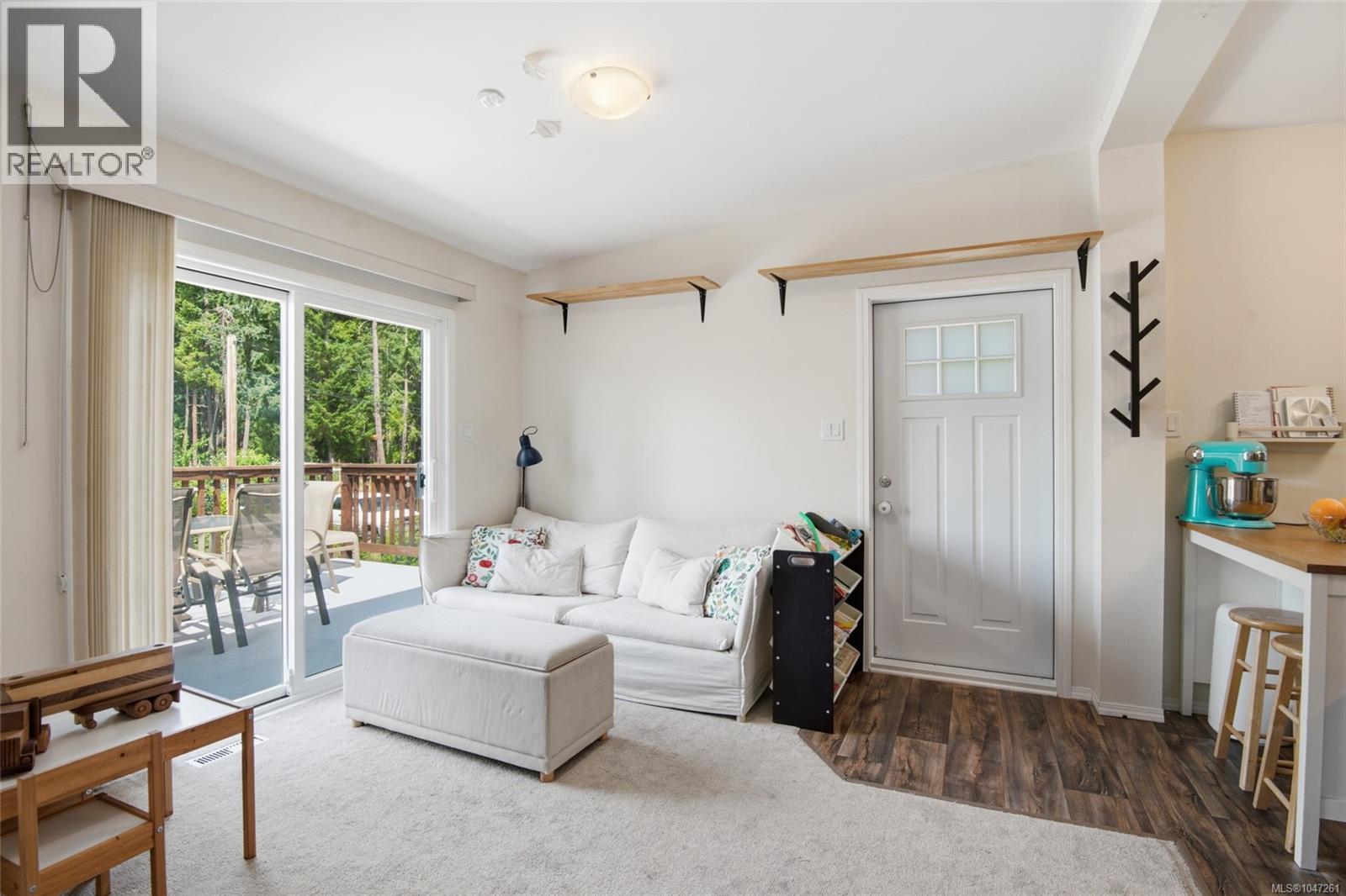 6379 Smith Rd, Port Alberni