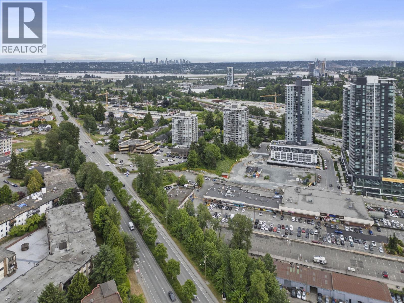 316 528 ROCHESTER AVENUE, Coquitlam