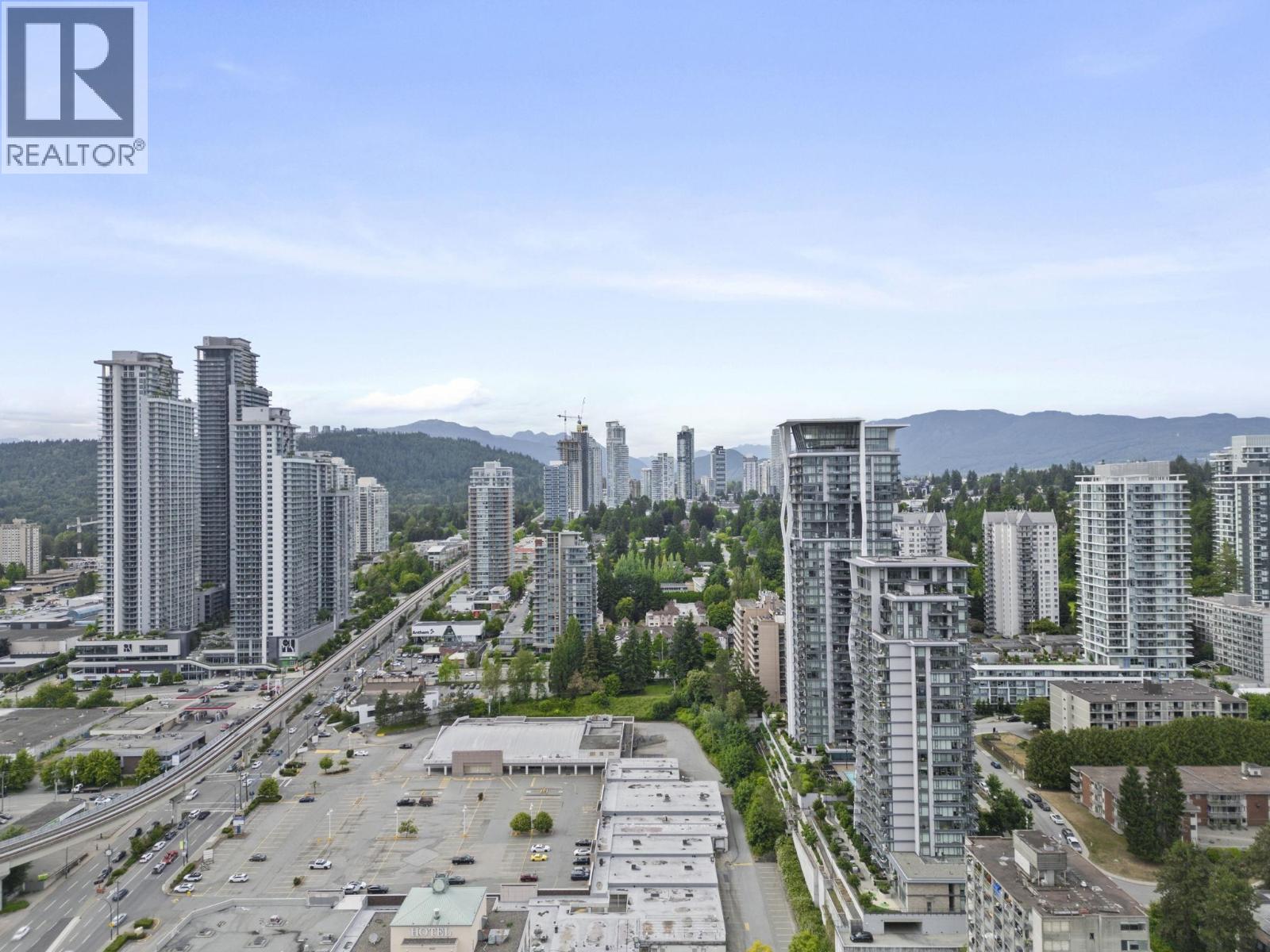 316 528 ROCHESTER AVENUE, Coquitlam