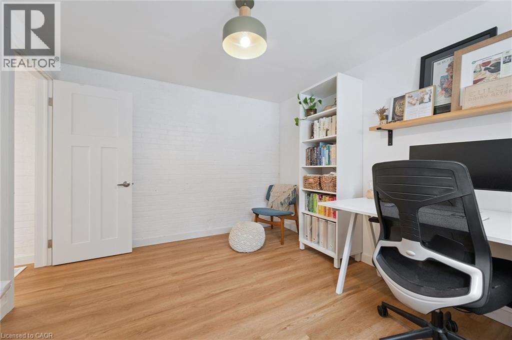 153 HEWAT Street - 16
