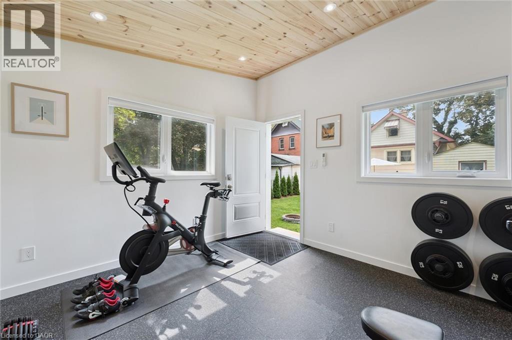 153 HEWAT Street - 30