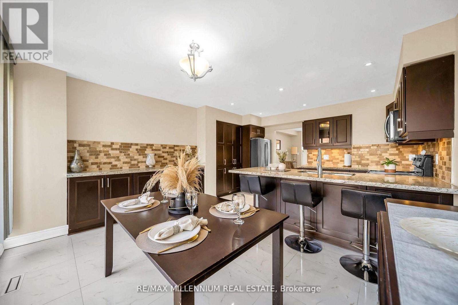 62 CUMBERLAND LANE - Image 17