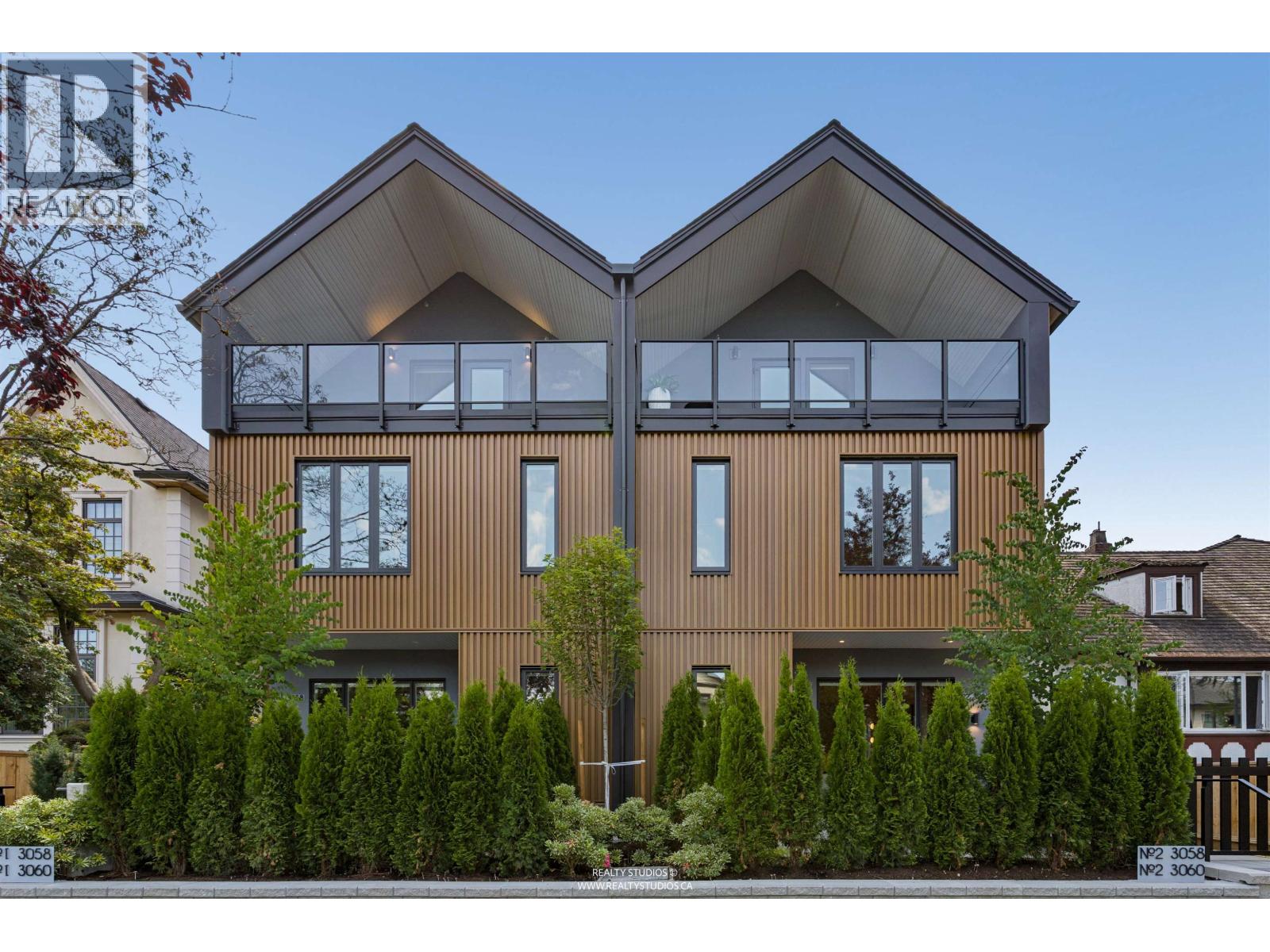 2 3058 W 34TH AVENUE, Vancouver