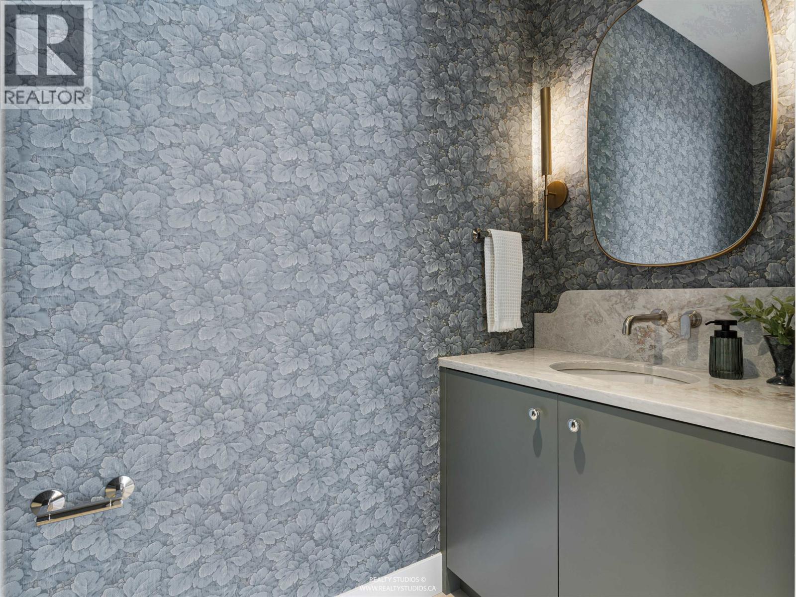 2 3058 W 34TH AVENUE, Vancouver