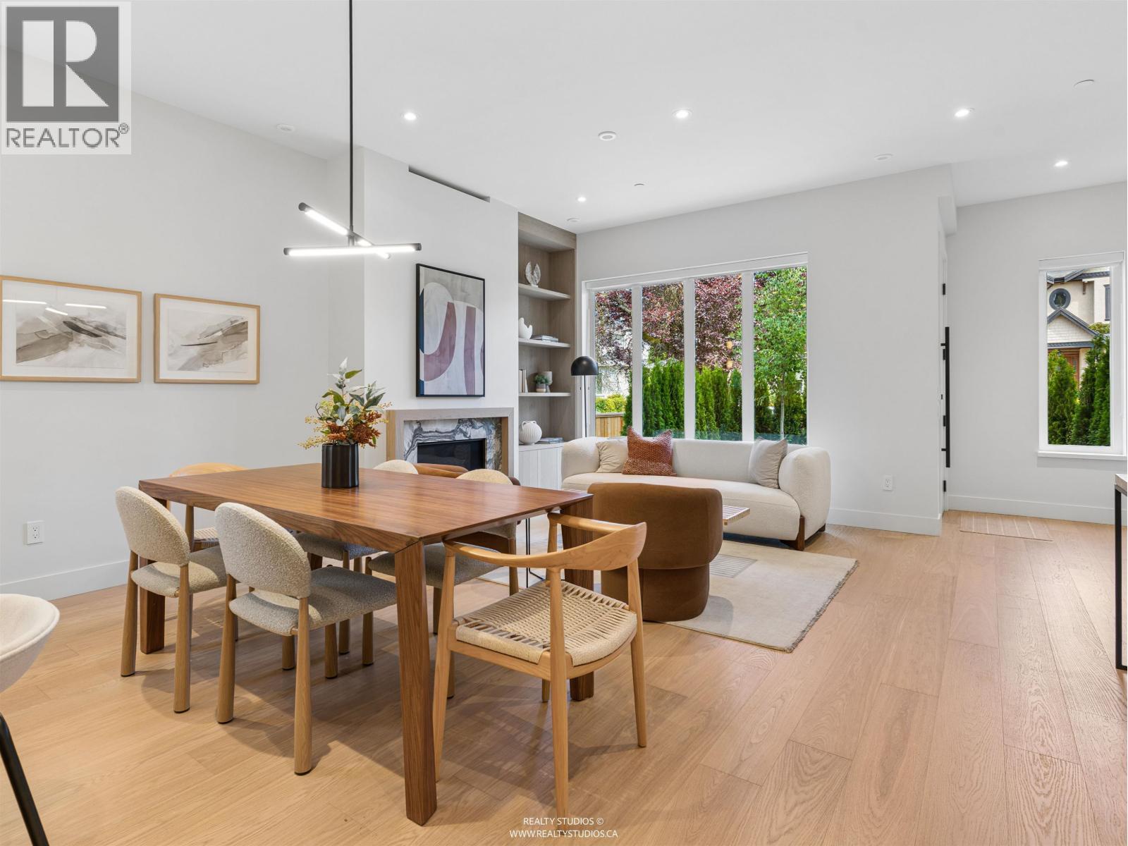 2 3058 W 34TH AVENUE, Vancouver