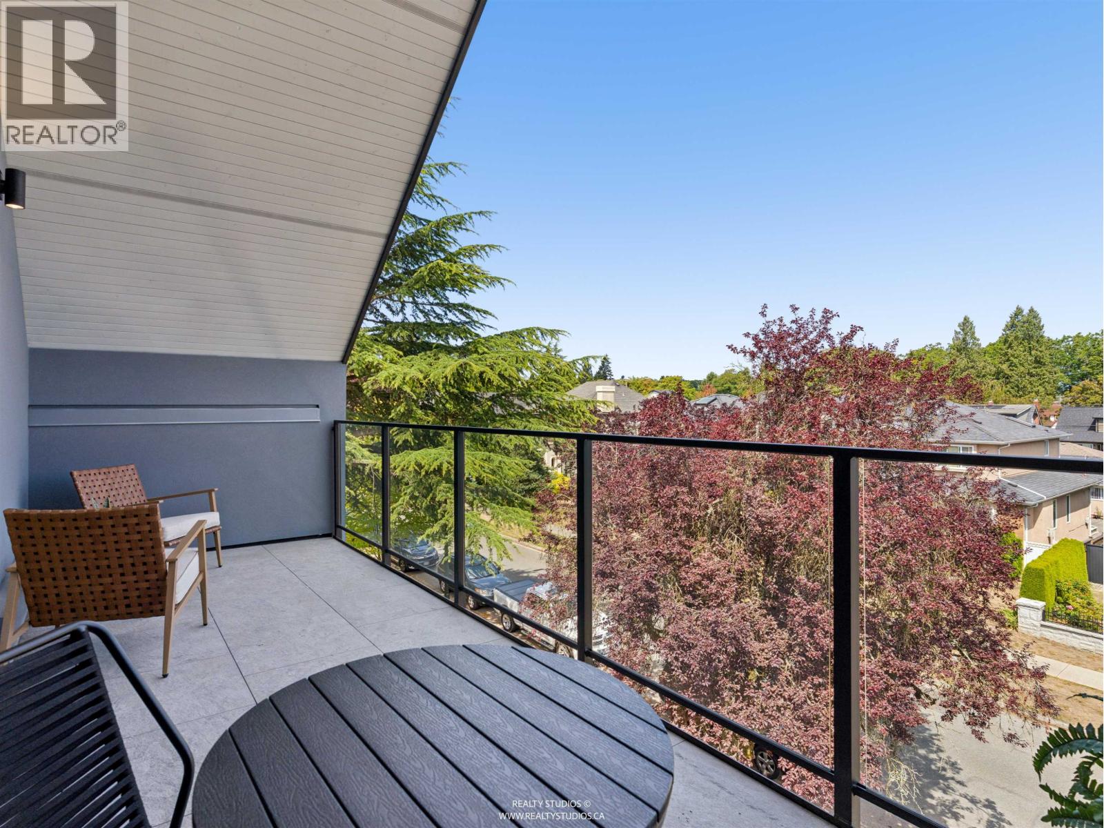 2 3058 W 34TH AVENUE, Vancouver