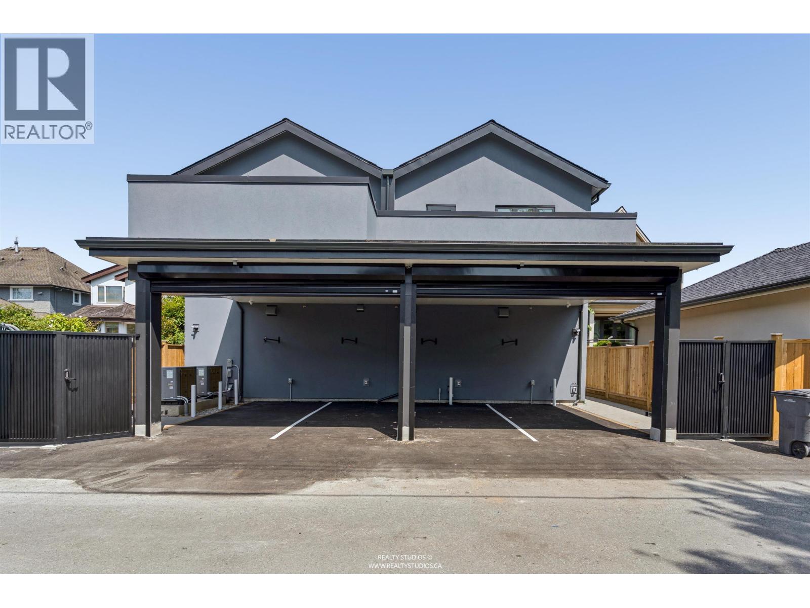 2 3058 W 34TH AVENUE, Vancouver
