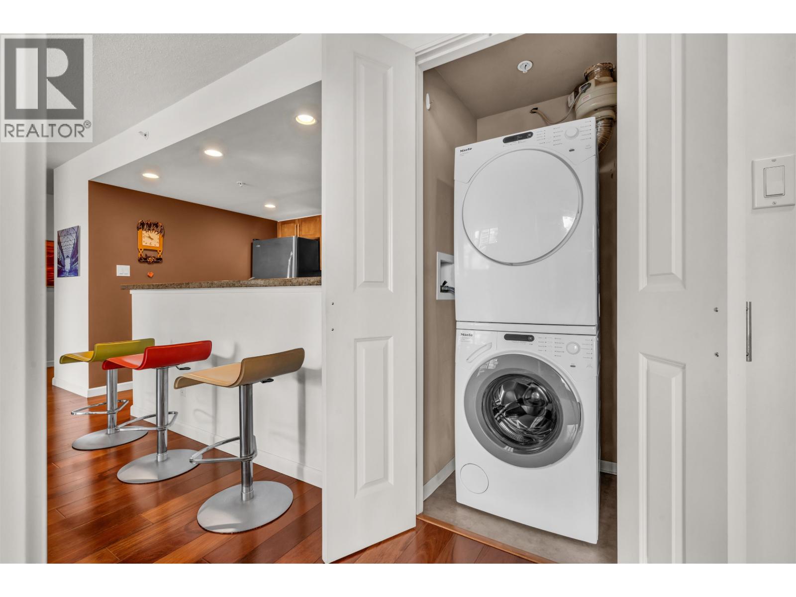 1404 288 UNGLESS WAY, Port Moody
