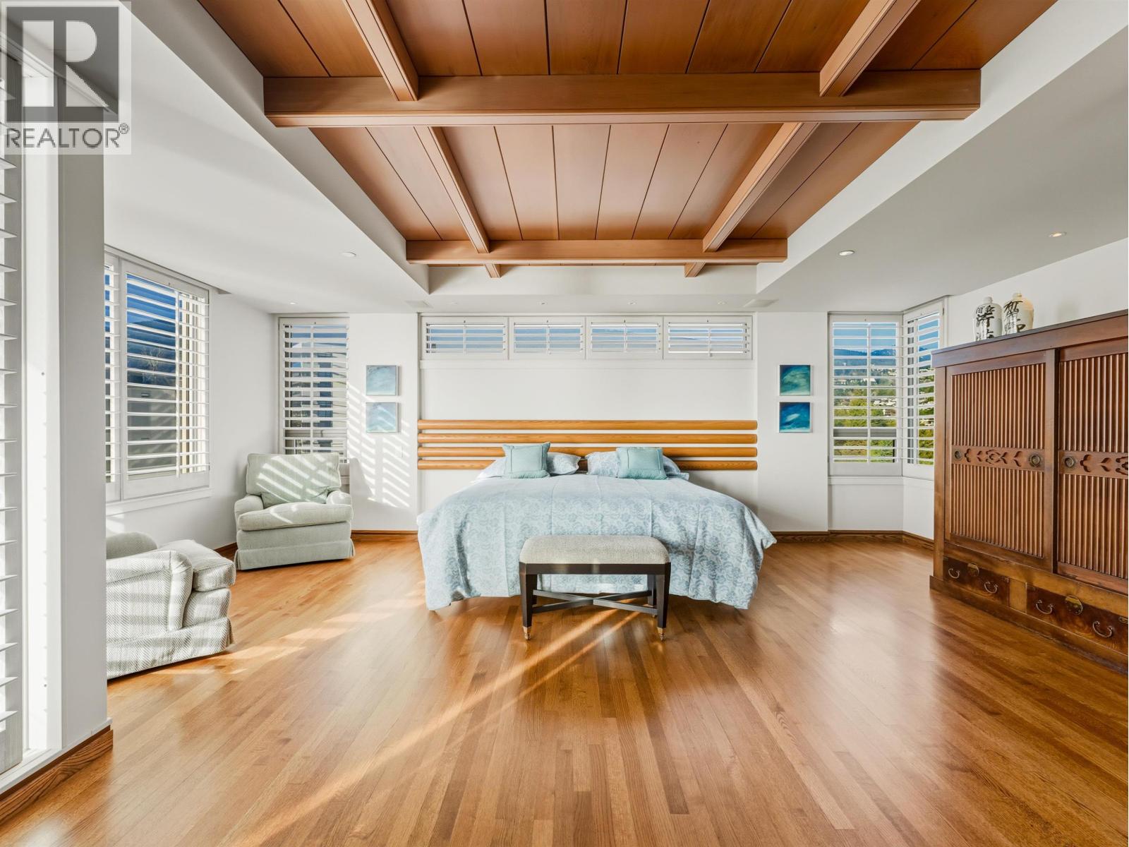 10 2250 BELLEVUE AVENUE, West Vancouver