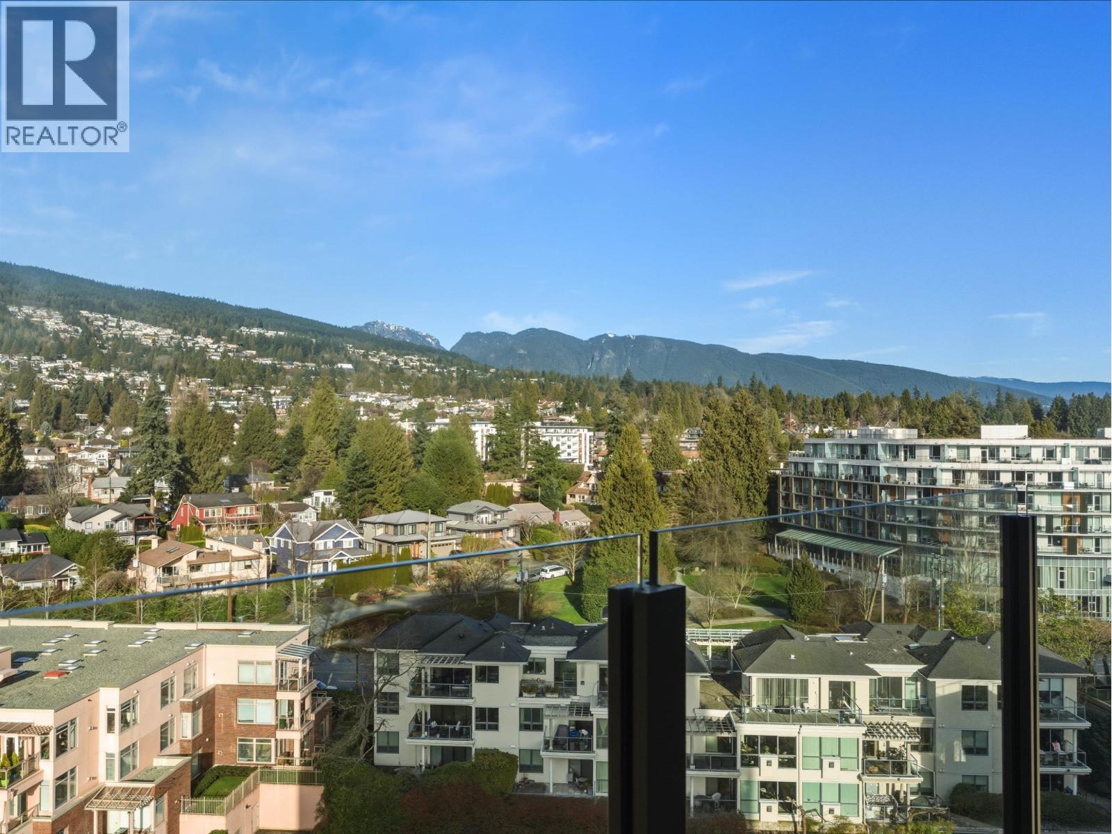 10 2250 BELLEVUE AVENUE, West Vancouver