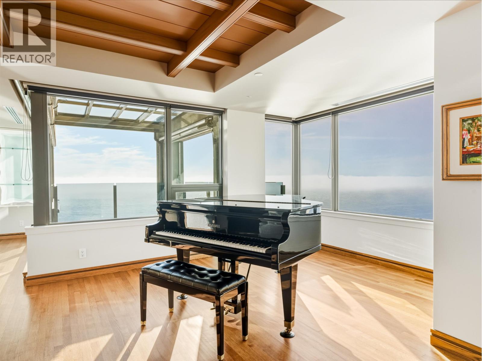 10 2250 BELLEVUE AVENUE, West Vancouver