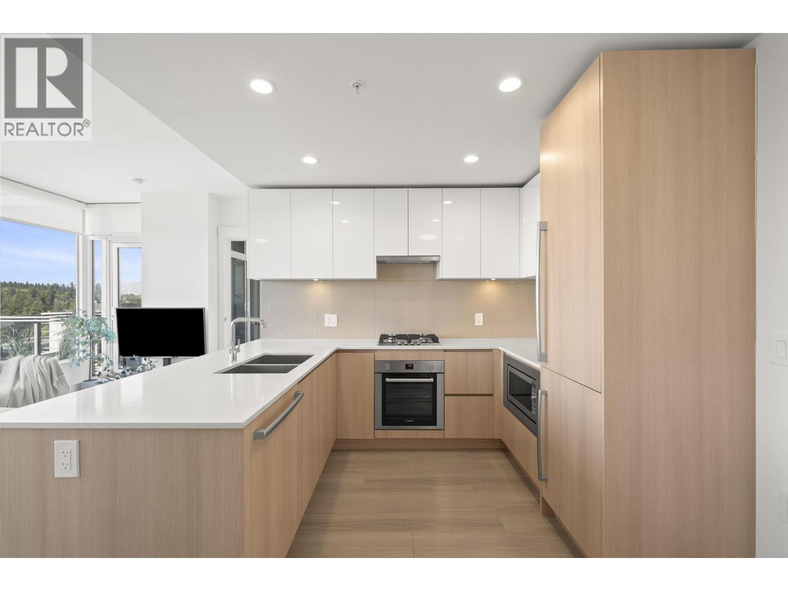 2402 618 CARNARVON STREET, New Westminster
