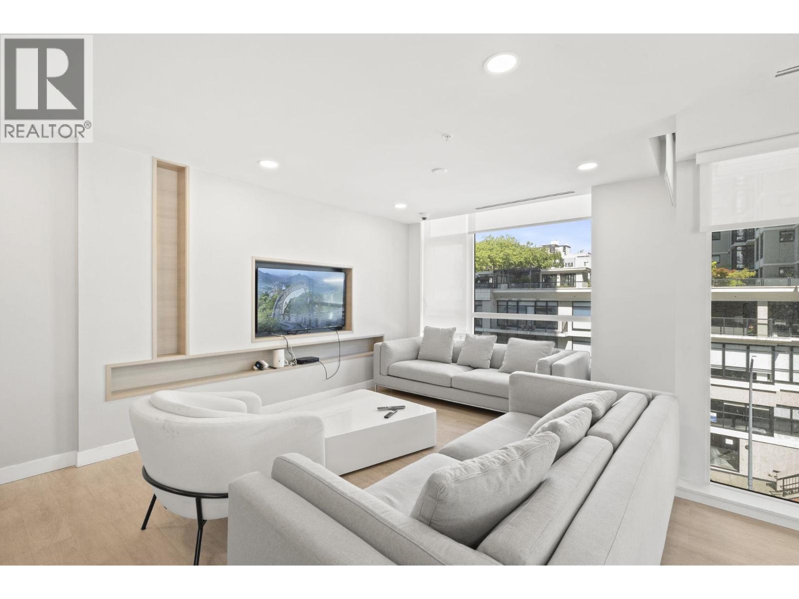 2402 618 CARNARVON STREET, New Westminster