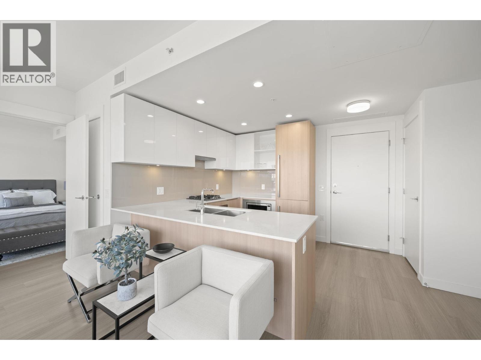 2402 618 CARNARVON STREET, New Westminster