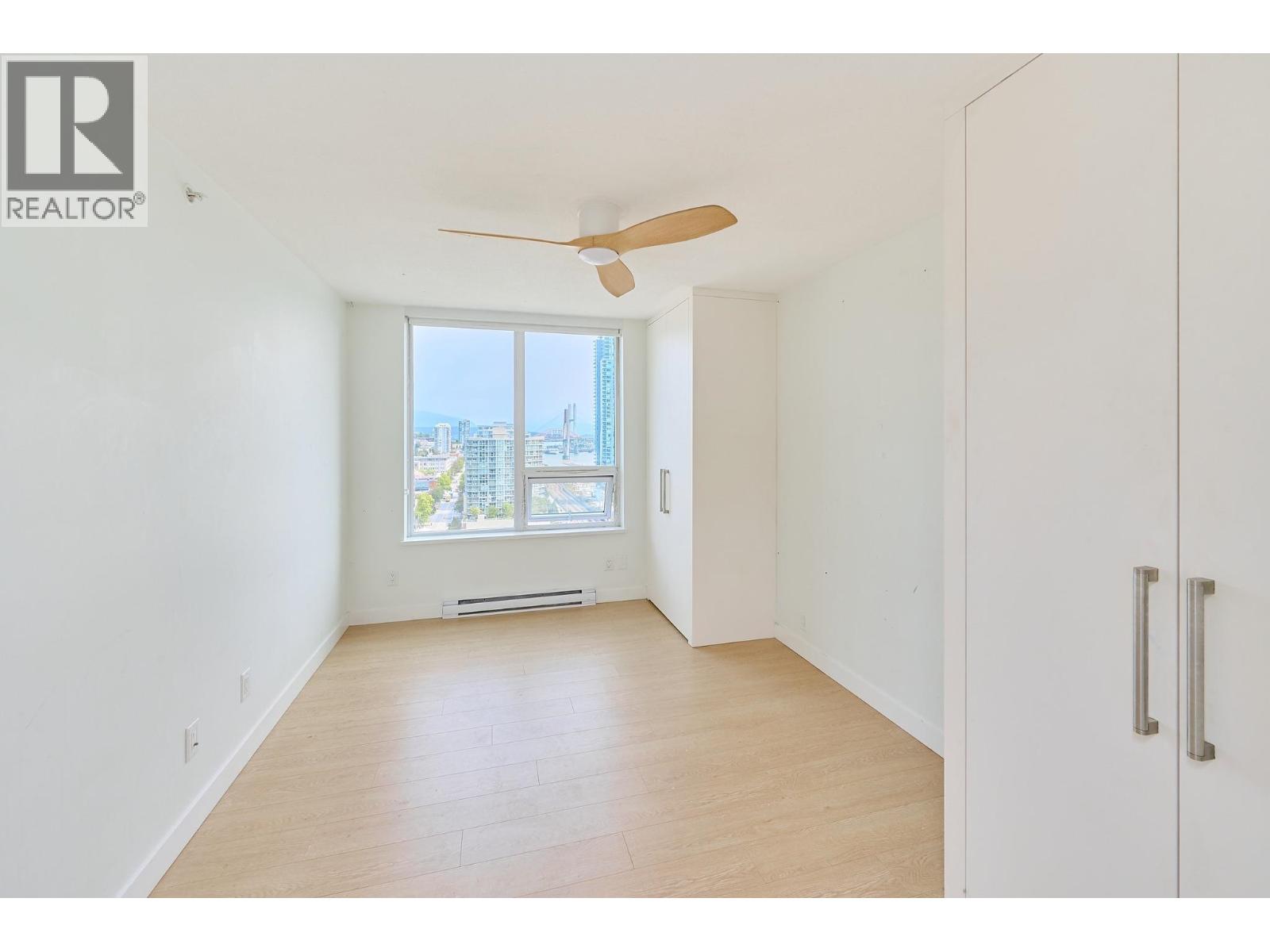 1911 908 QUAYSIDE DRIVE, New Westminster