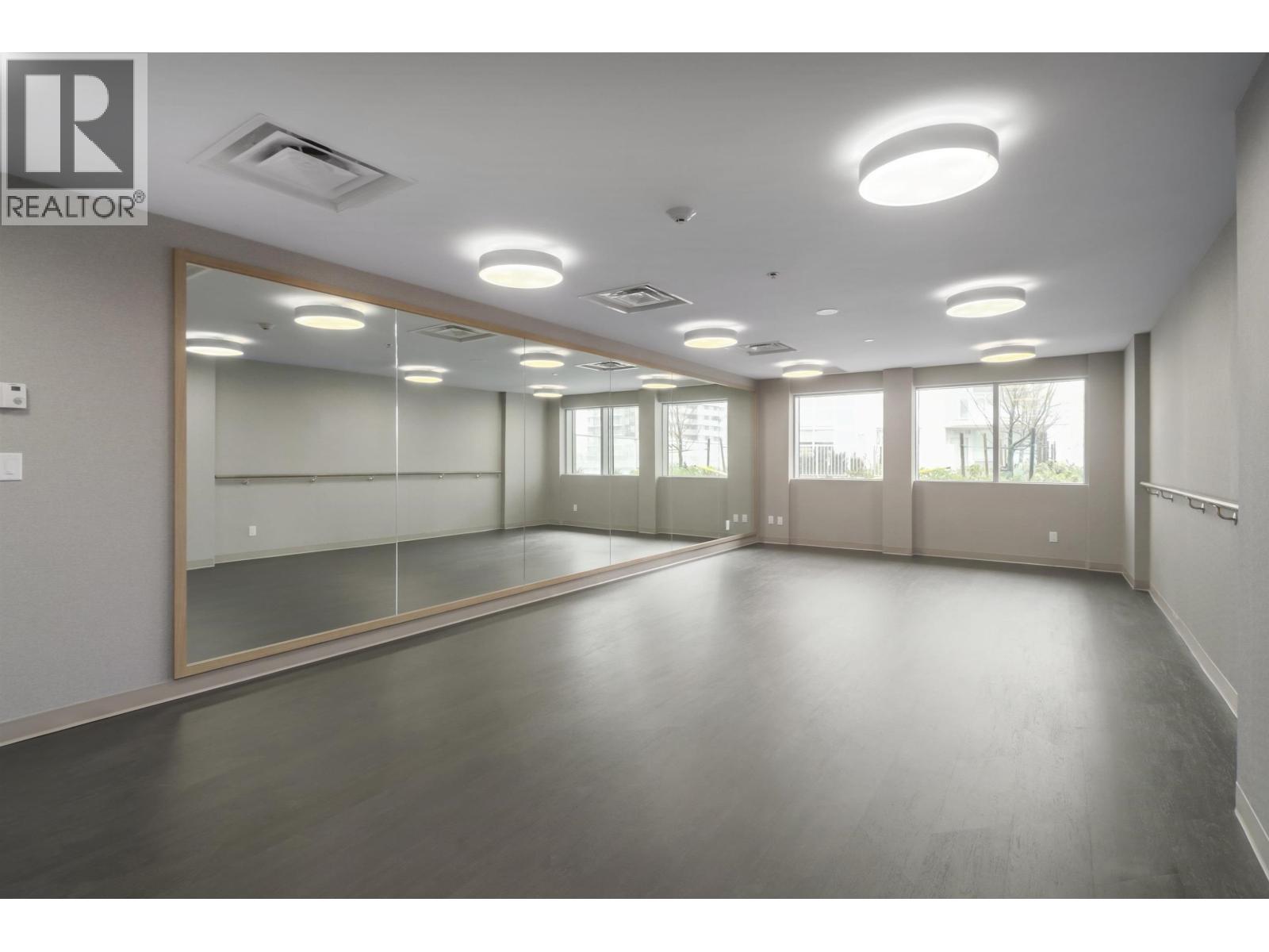 1911 908 QUAYSIDE DRIVE, New Westminster