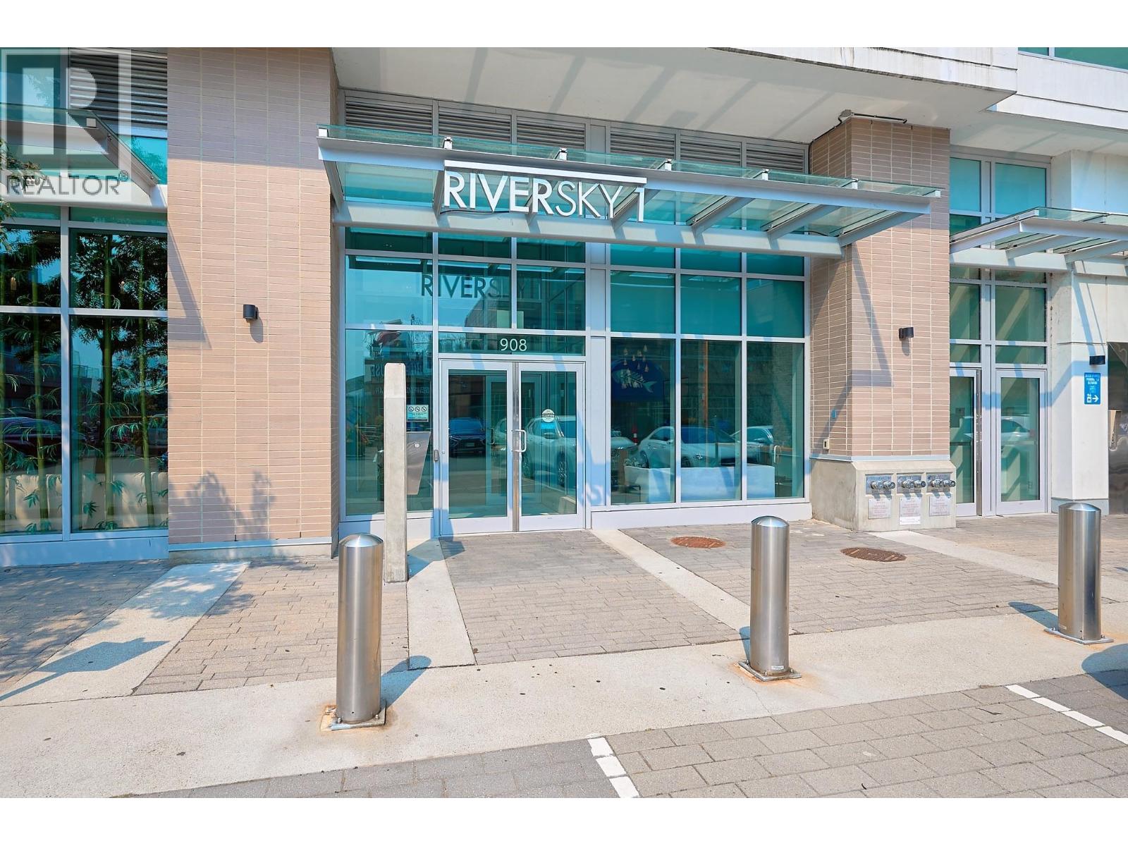 1911 908 QUAYSIDE DRIVE, New Westminster