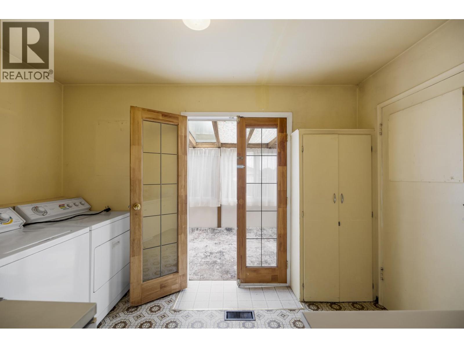 7544 MAIN STREET, Vancouver