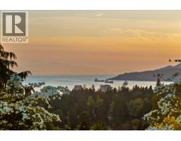 982 Braeside Street, West Vancouver, BC V7T2K8 Photo 22