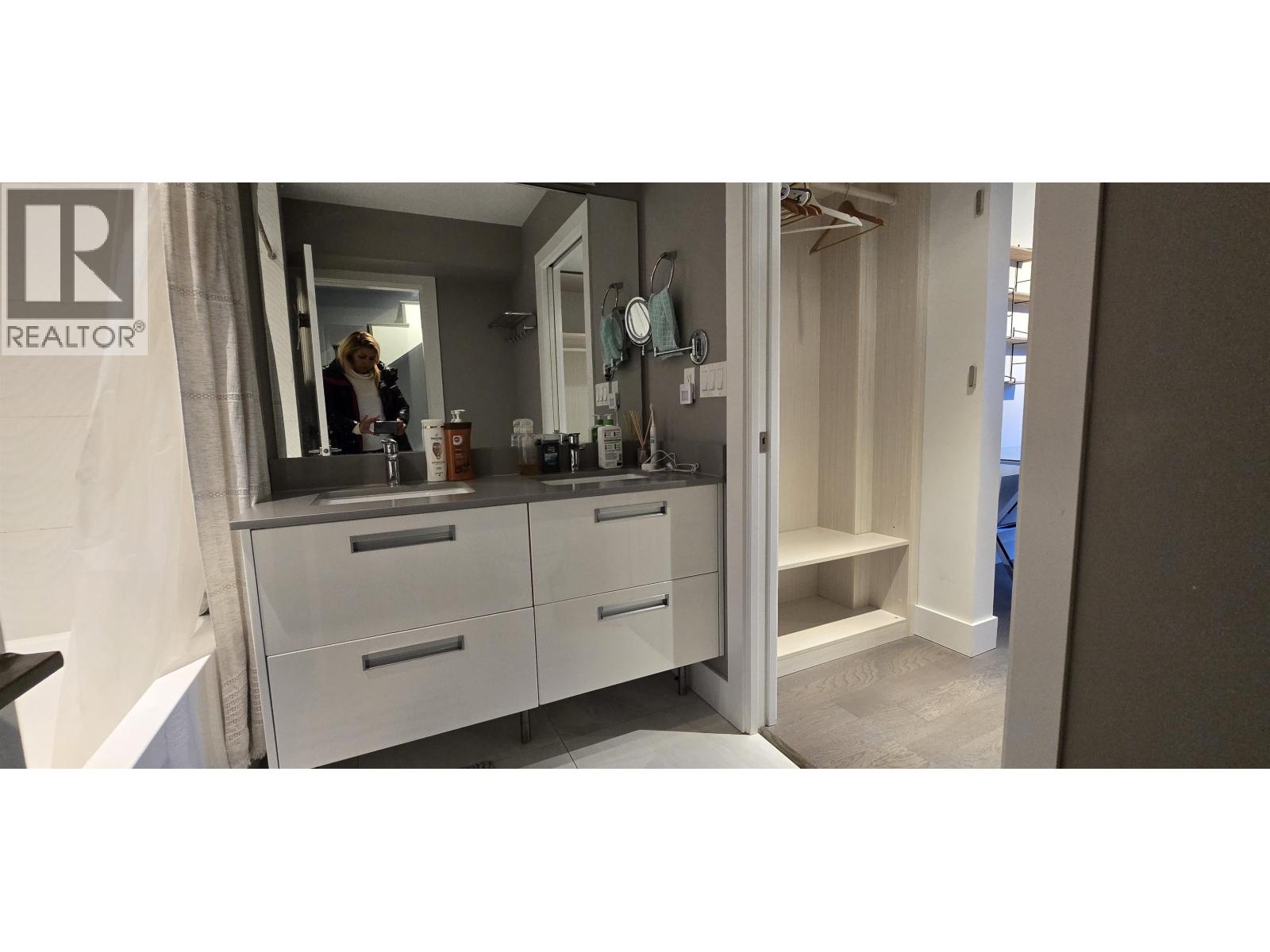 9 2358 WESTERN AVENUE, North Vancouver