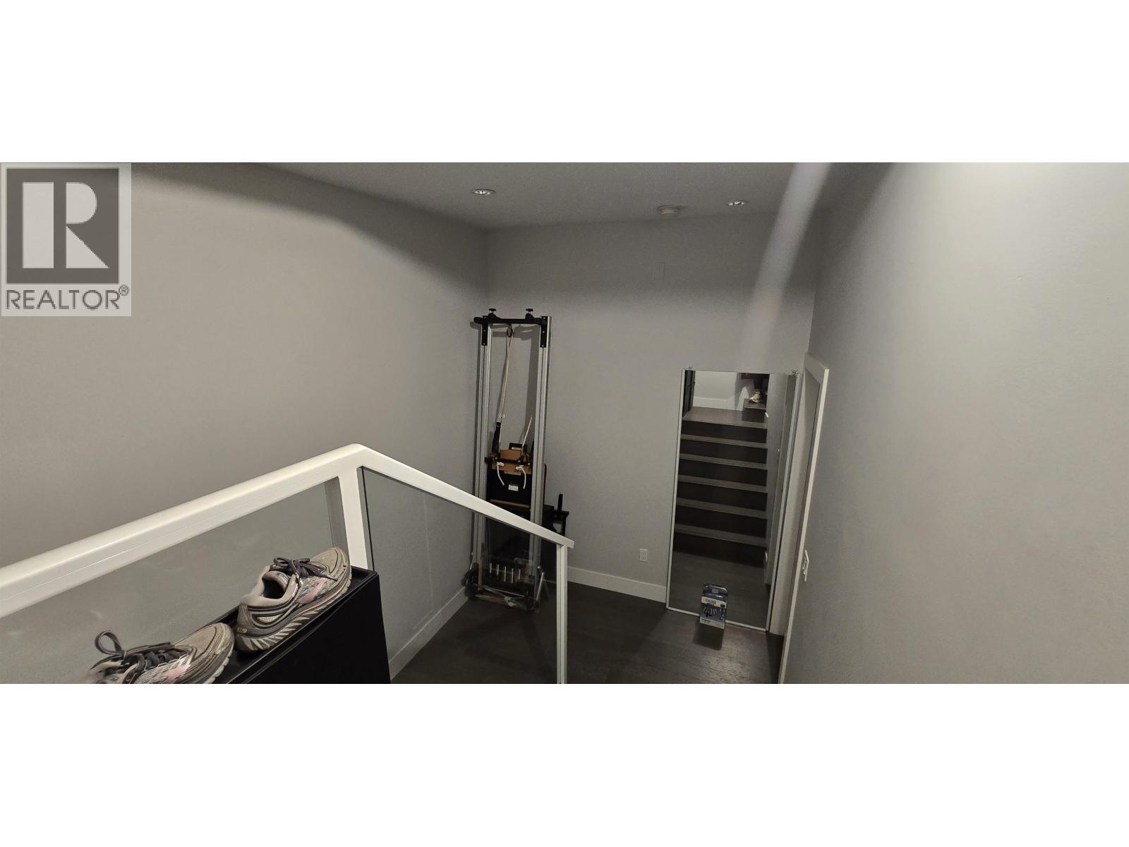 9 2358 WESTERN AVENUE, North Vancouver