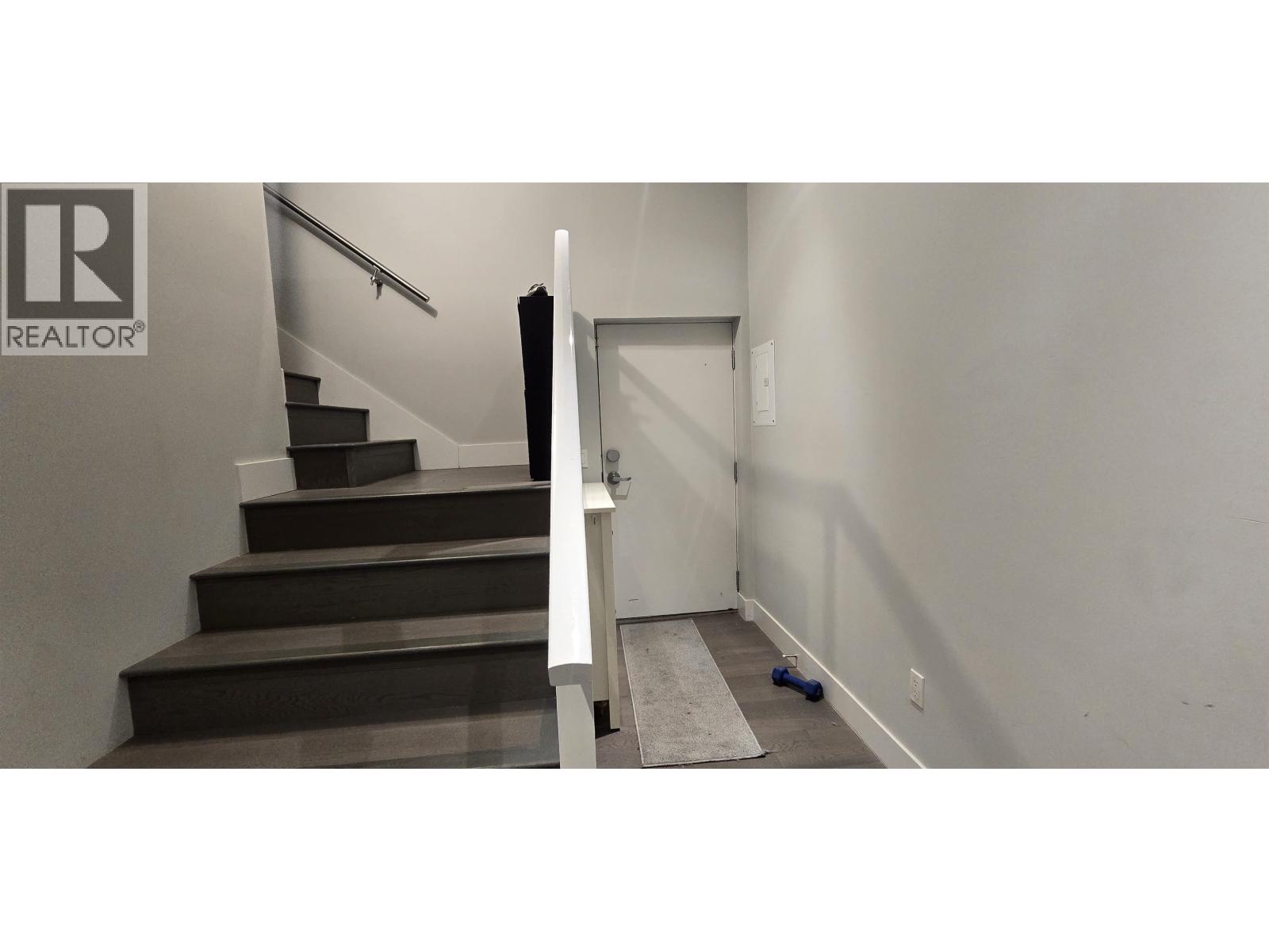 9 2358 WESTERN AVENUE, North Vancouver