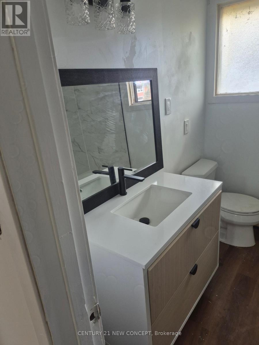 580 DIGBY AVENUE - 3
