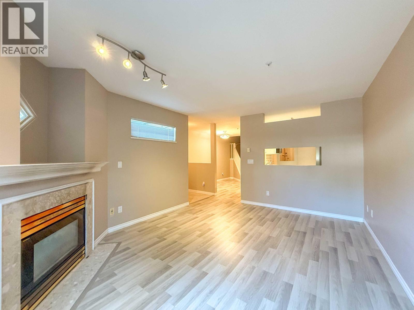 120 2970 PRINCESS CRESCENT, Coquitlam
