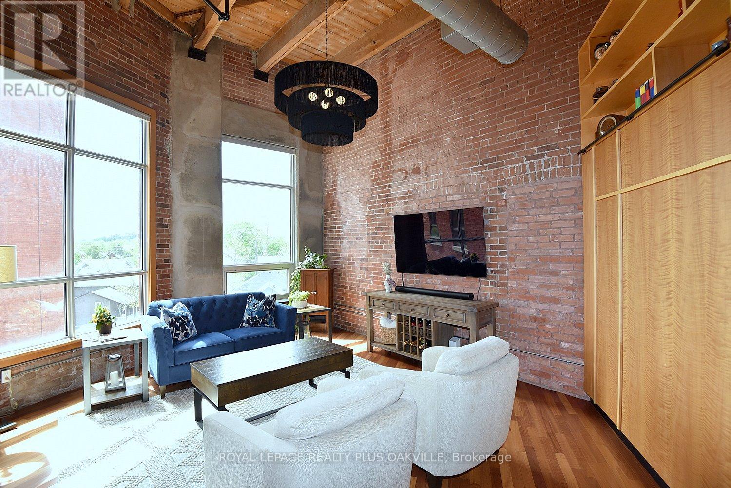 #310 26 ONTARIO STREET - Image 11