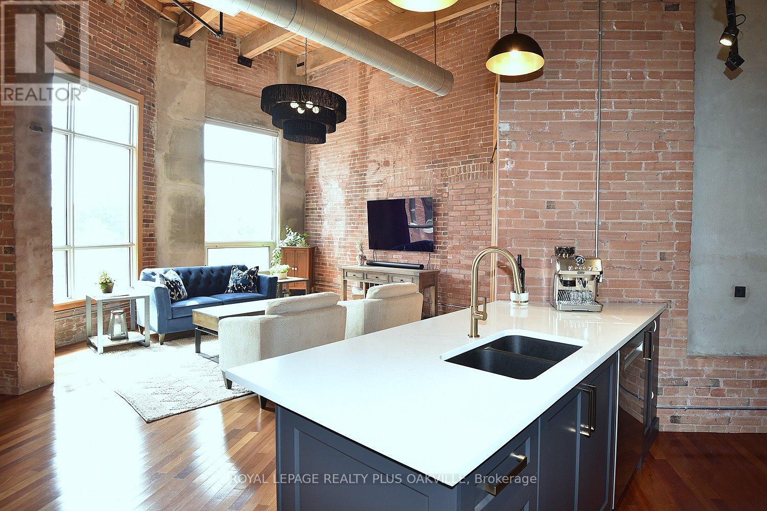 #310 26 ONTARIO STREET - Image 16