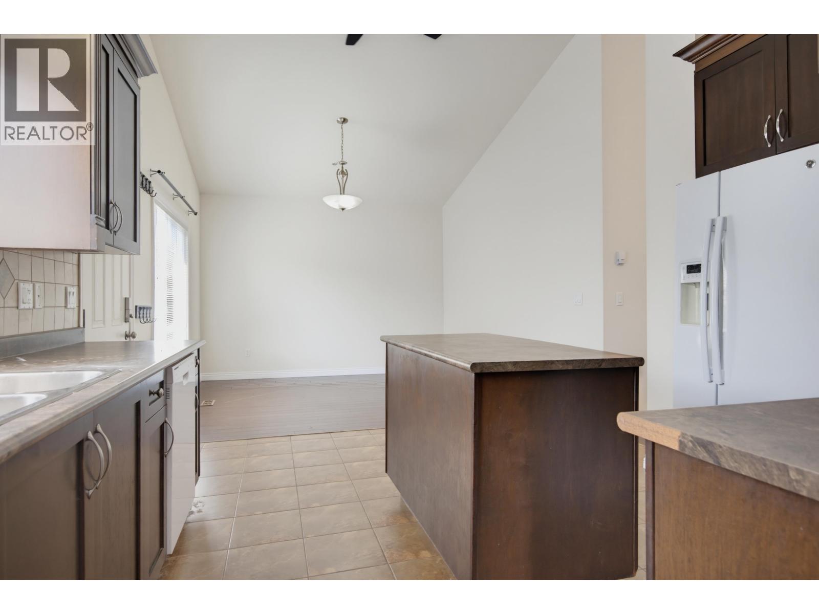 11335 CREEKSIDE STREET, Maple Ridge