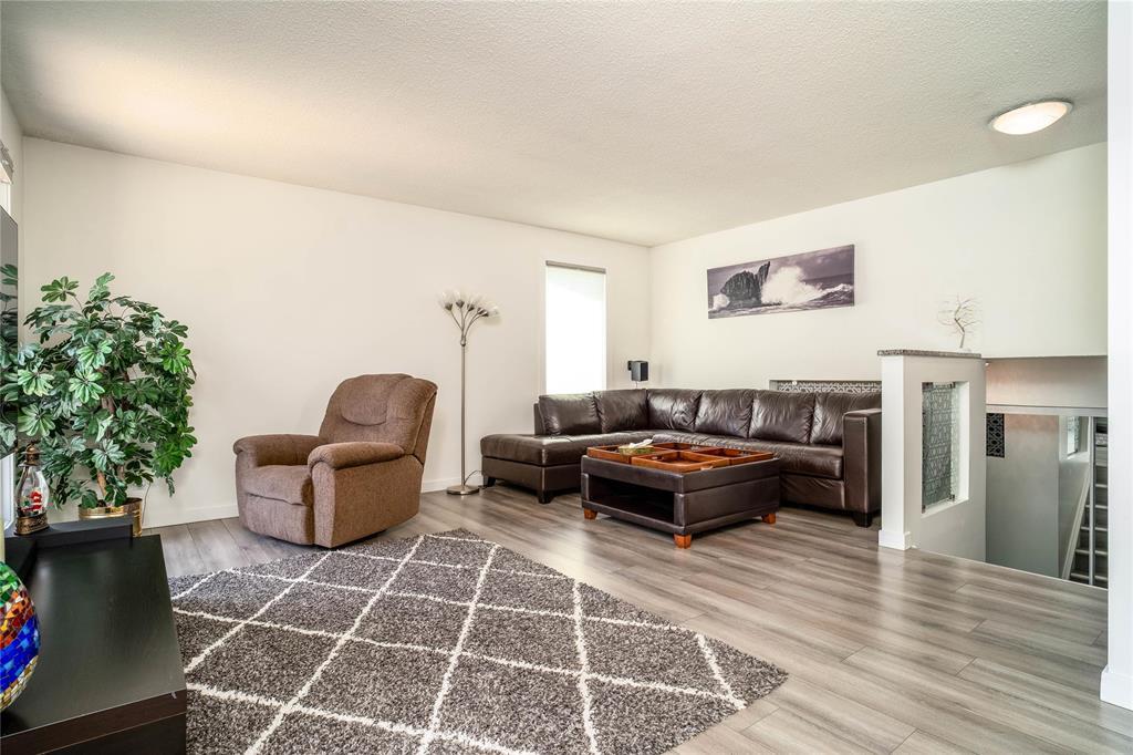 83 Lakeshore Road, Winnipeg, Manitoba, R3T4A7, Winnipeg, Manitoba — photo 5 of 5