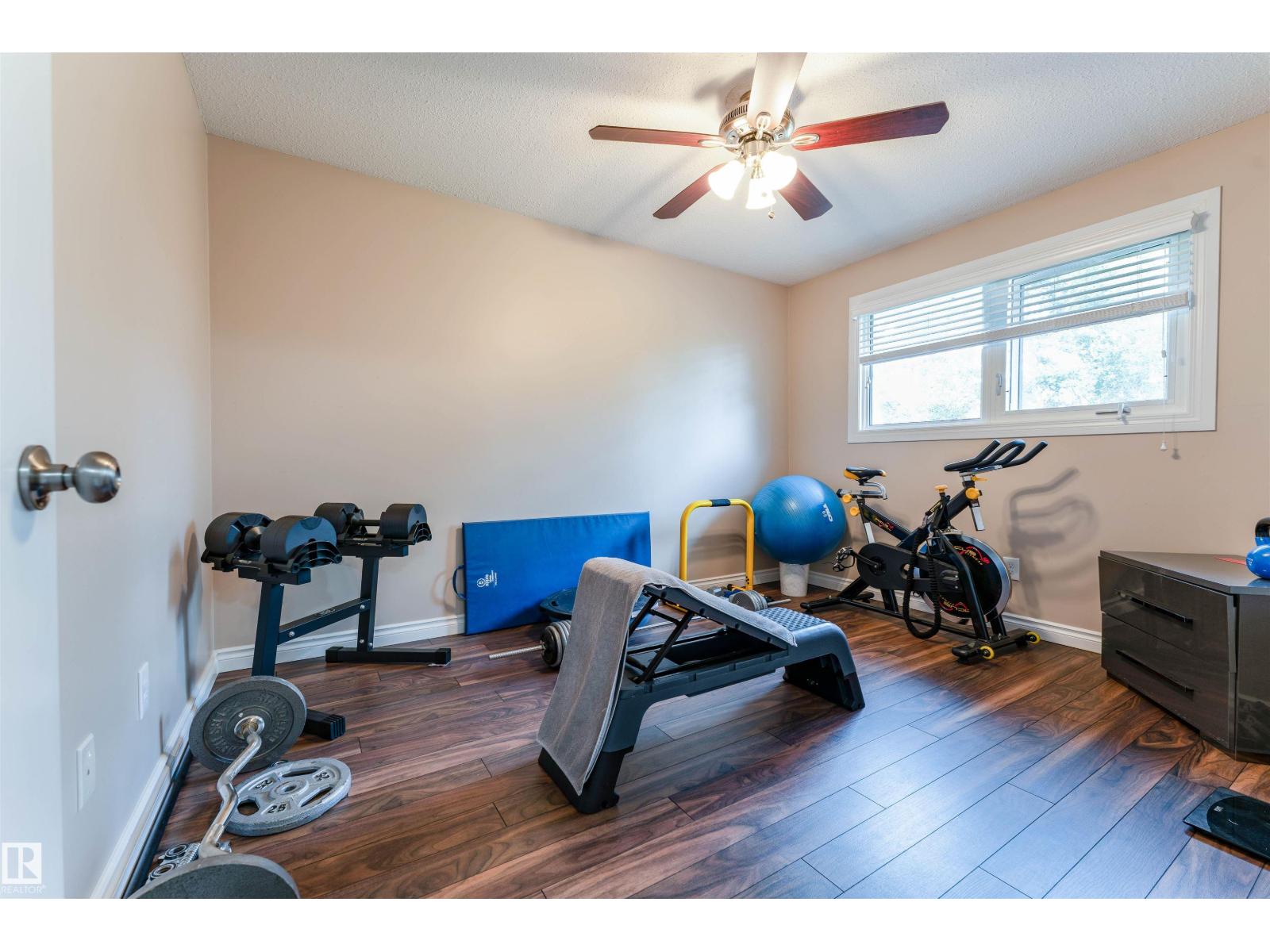 190 GARIEPY CR NW - Image 39