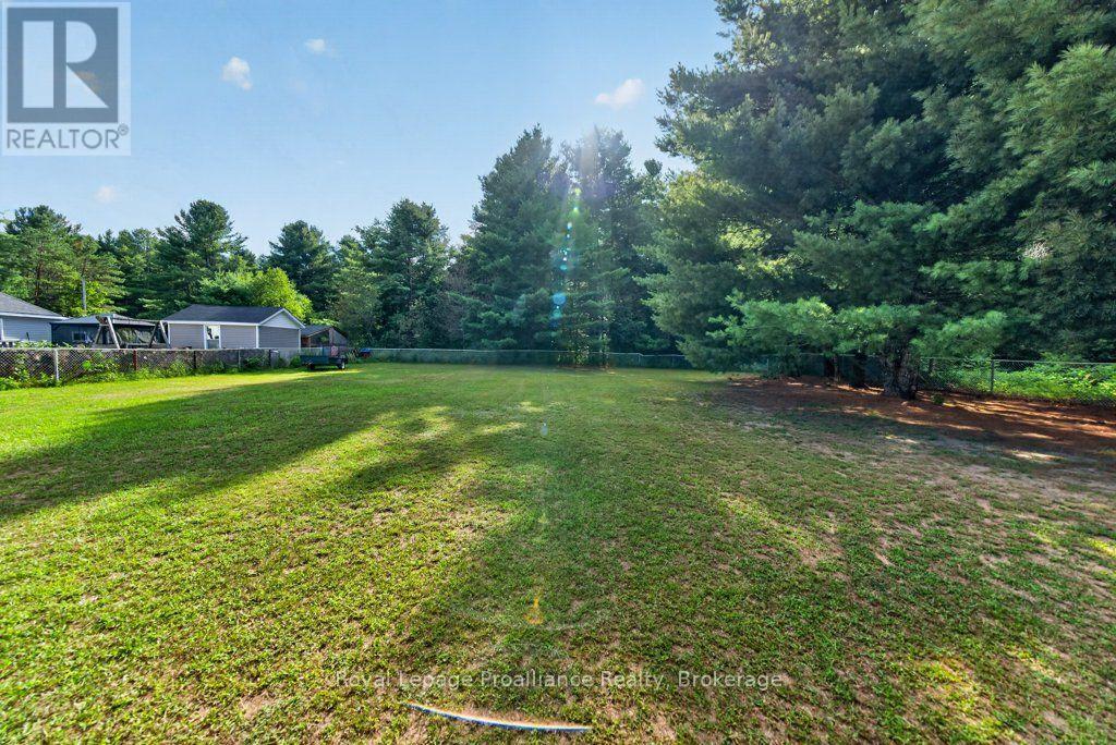 17 WEST PARK LANE/ 32 TALL PINE ROAD - 50