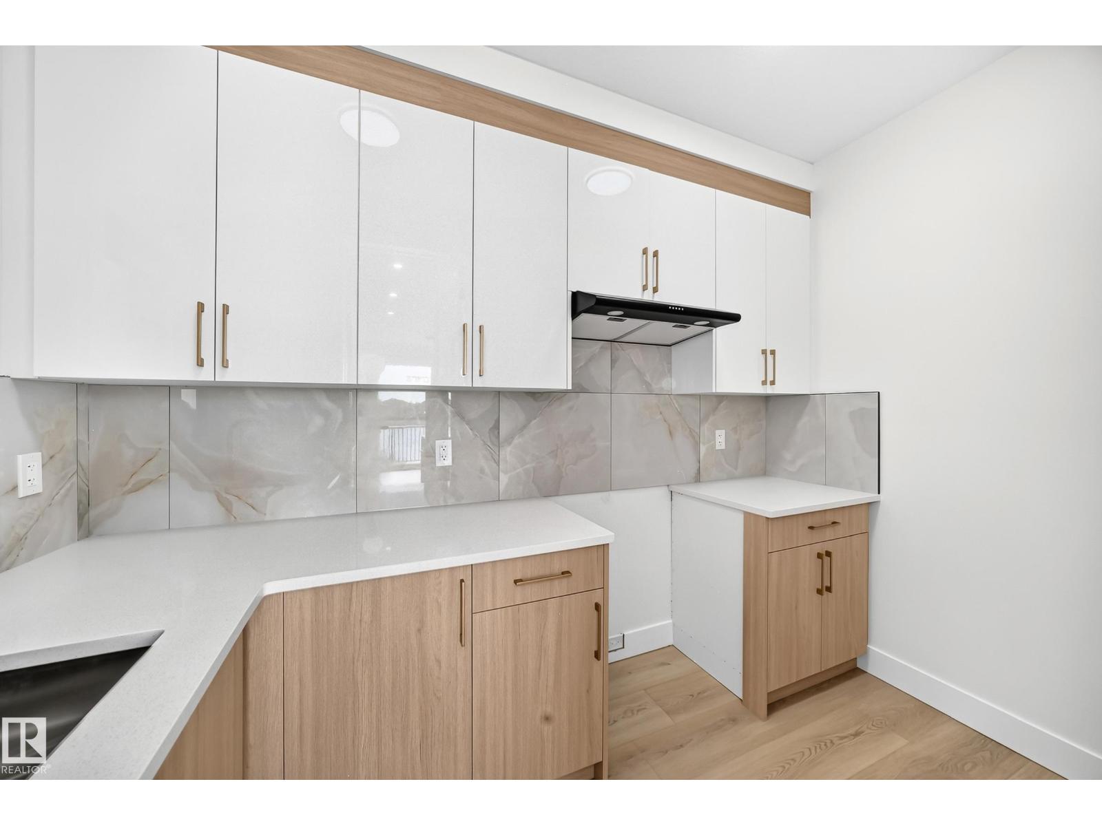 [private address] - Image 11