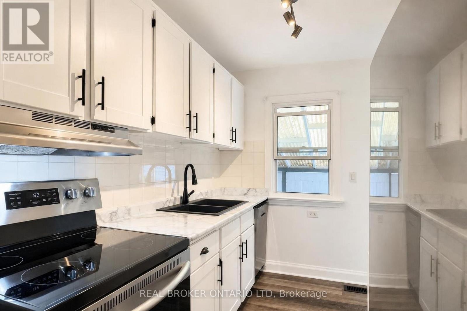 131 BOND STREET - Image 13
