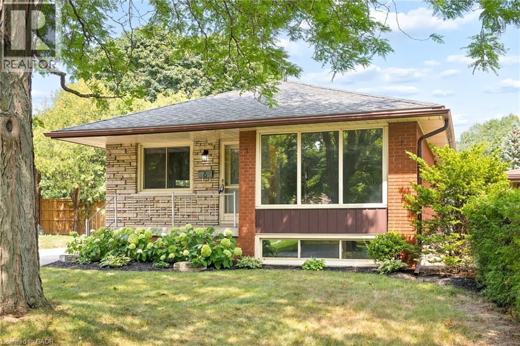 6 ROBROY Court - 3