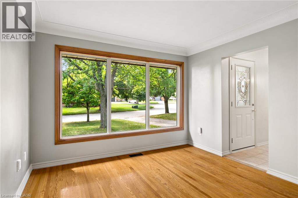 6 ROBROY Court - 15