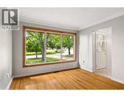 4pc Bathroom - 6 Robroy Court, Brantford, ON N3R3E3 Photo 15