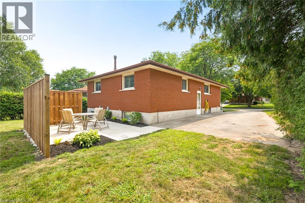 6 ROBROY Court - Image 42