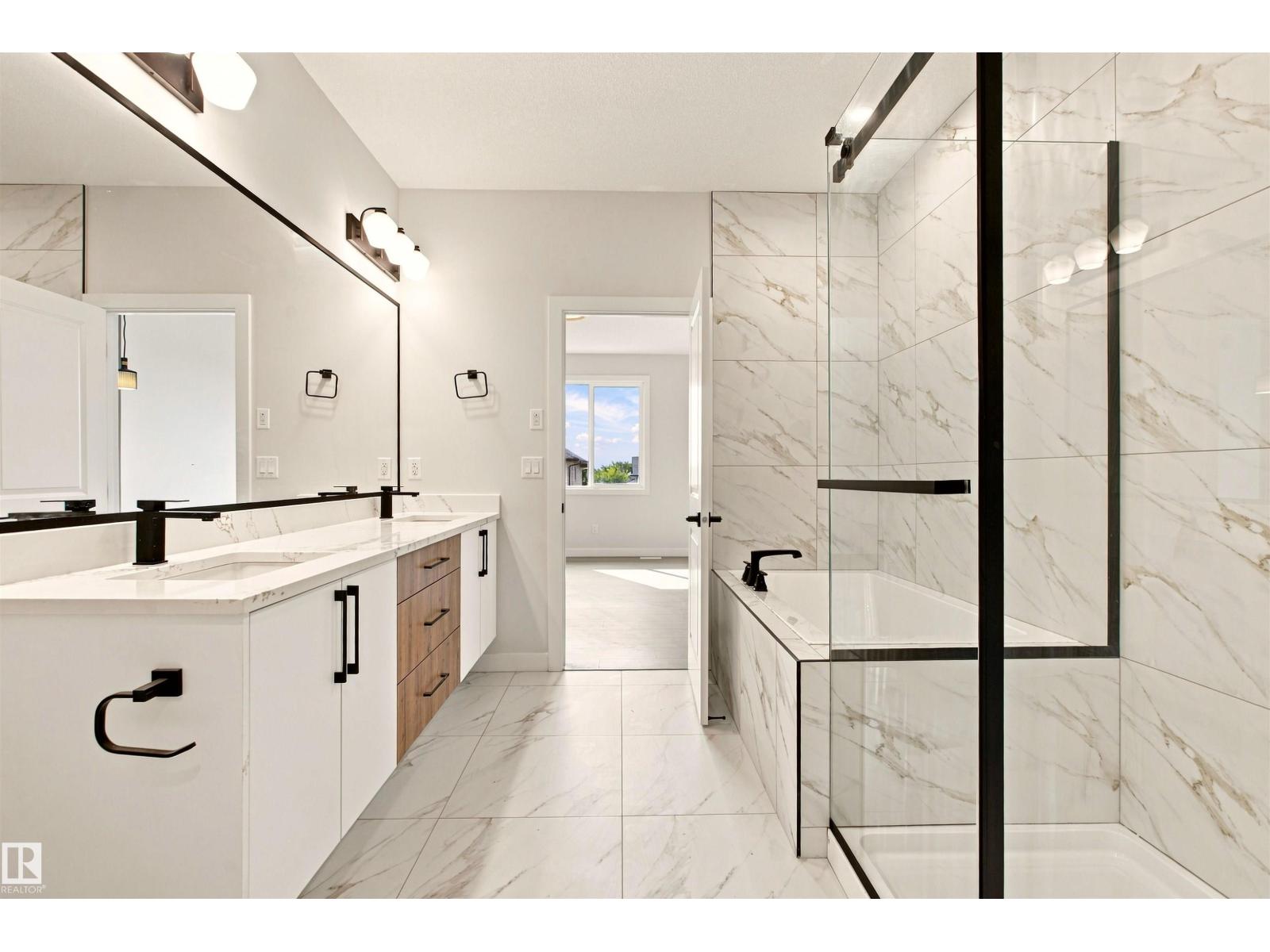 10458 104 ST - 26