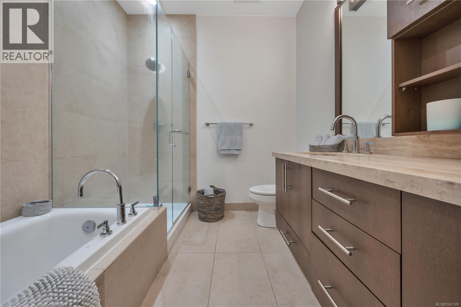 103 194 Beachside Dr, Parksville