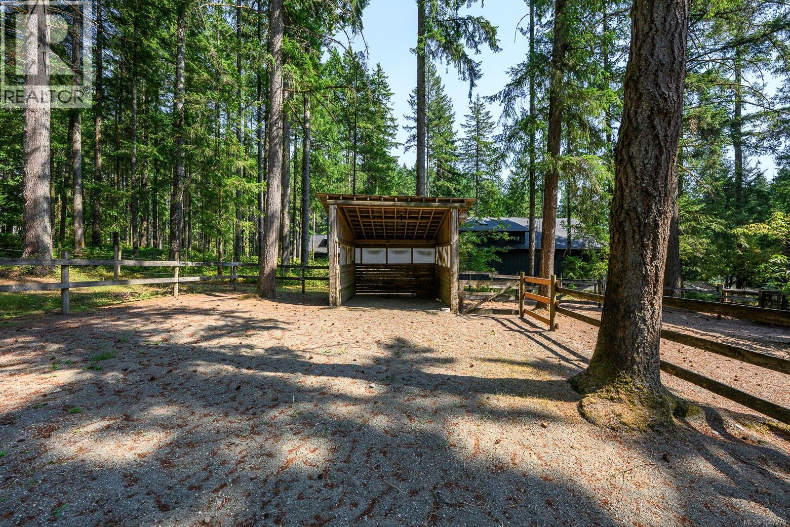1584 Nurmi Rd - Image 28