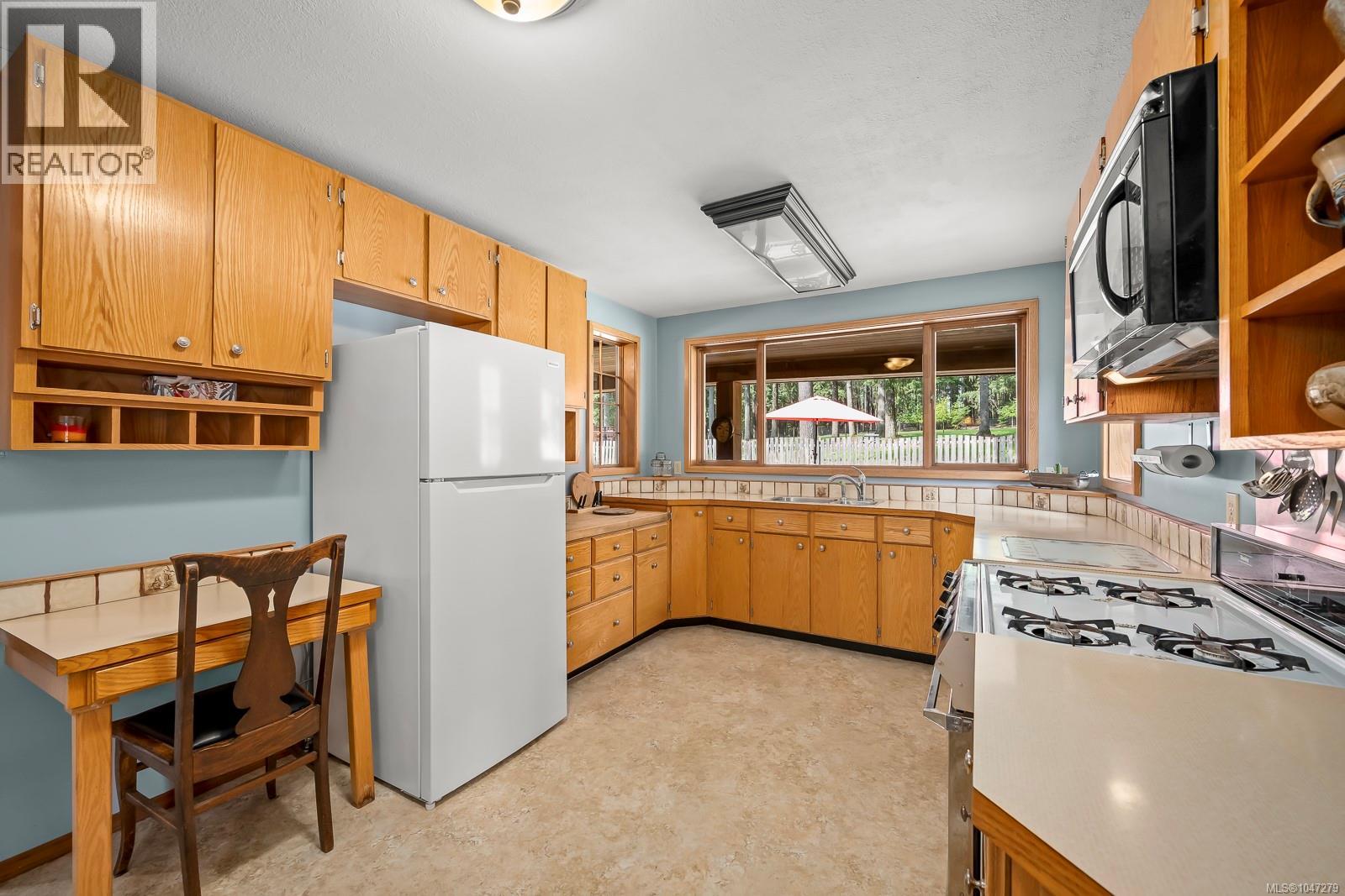 1584 Nurmi Rd - Image 51