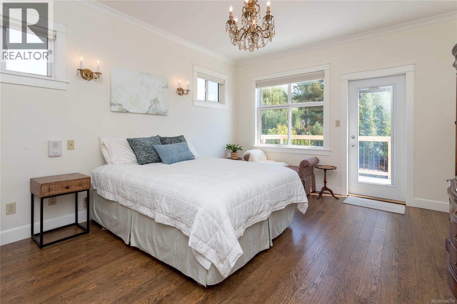 2825 Austin Ave - 28