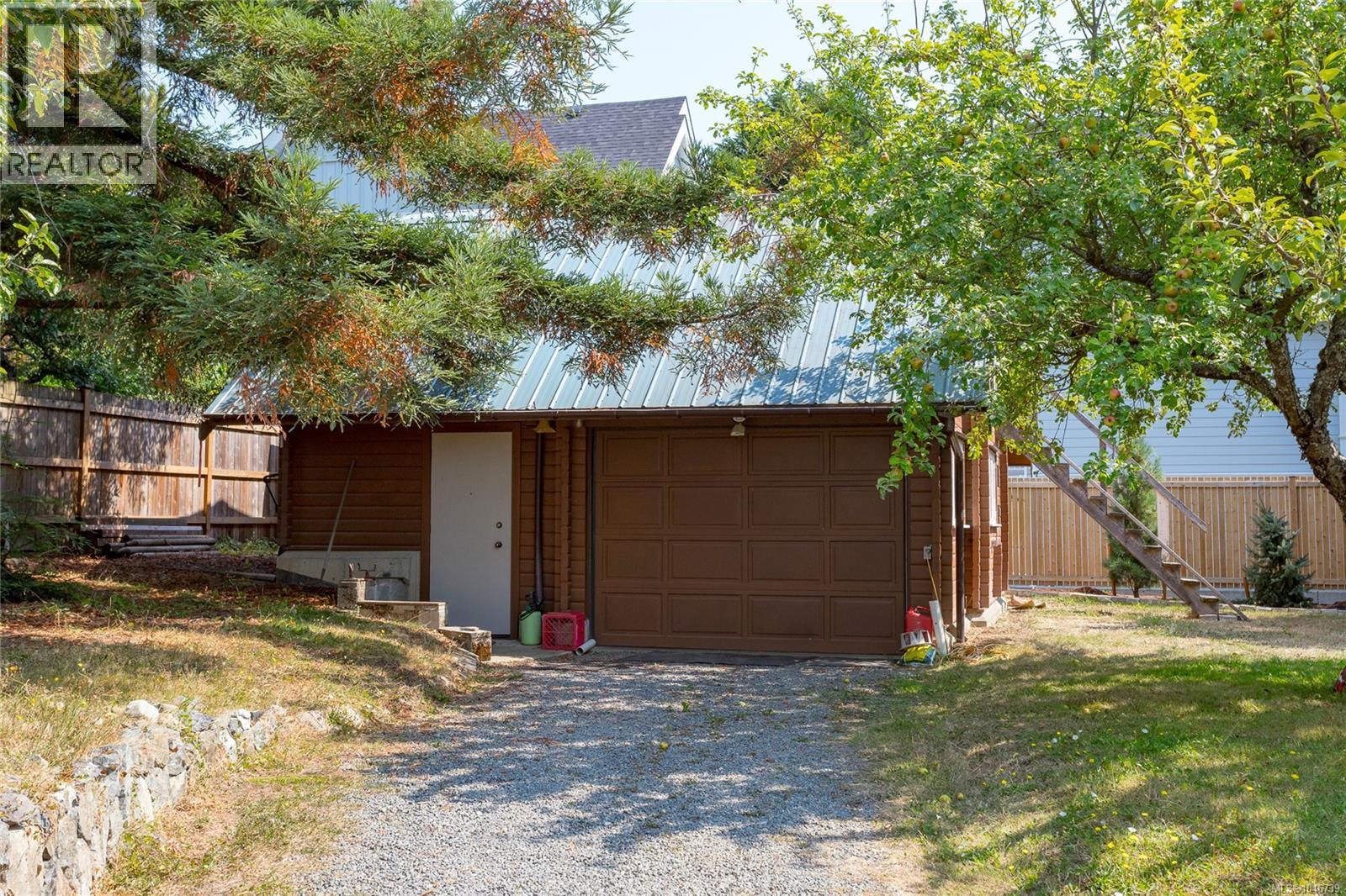 2825 Austin Ave - 56