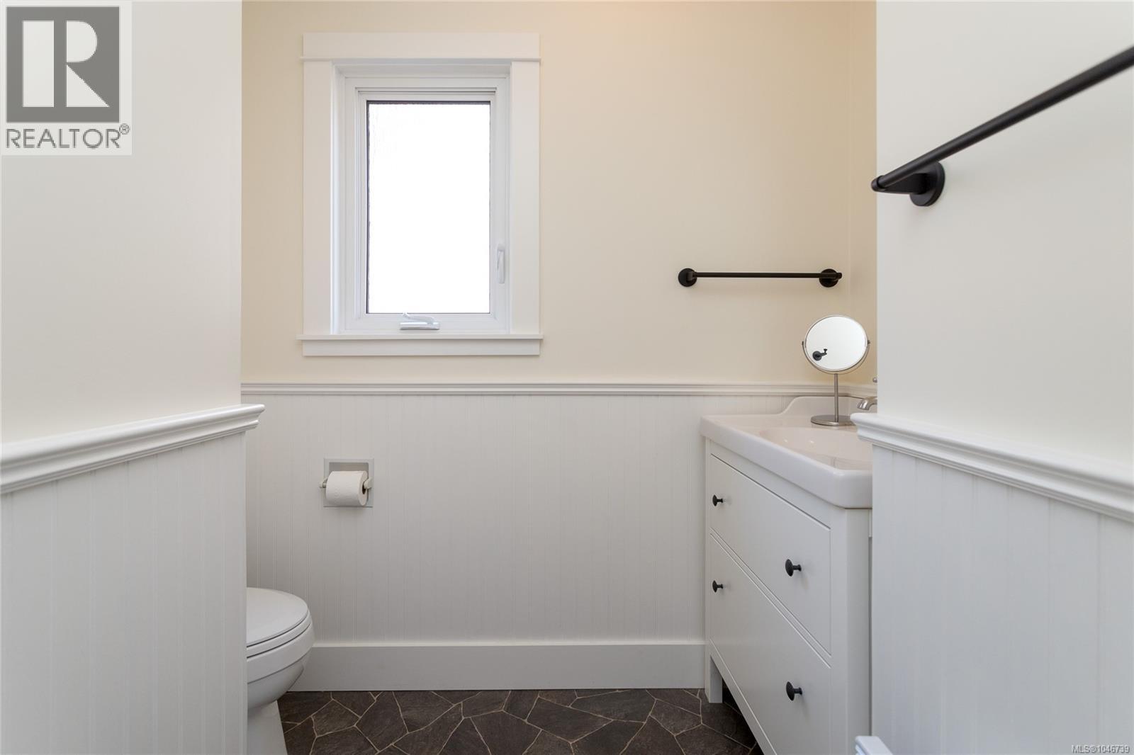 2825 Austin Ave - 41