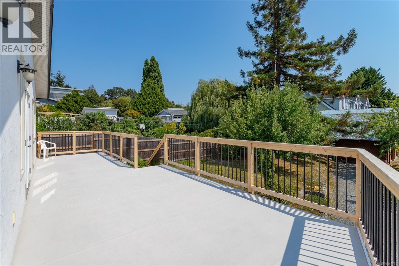 2825 Austin Ave - 44