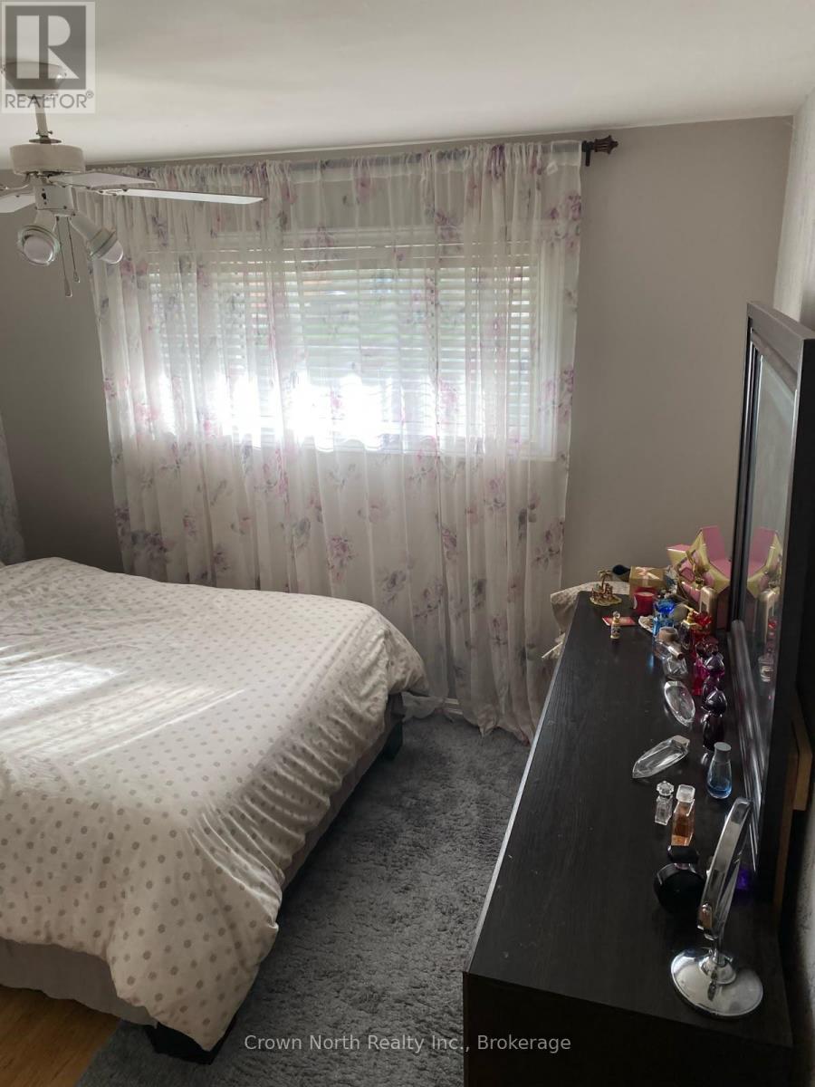 606 HOSKIN AVENUE - Image 12